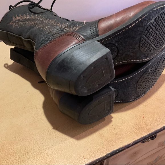 Beautiful Vintage Lace Up Kiltie Western Boots Size 7 - Picture 9 of 12